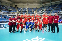021CHN_players_celebrate_their_victory