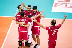 012Bahrain_players-celebrate_after_scoring_a_point