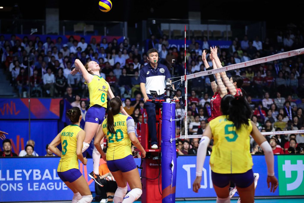 POOL HOSTS JAPAN LOSE TO BRAZIL - Asian Volleyball Confederation