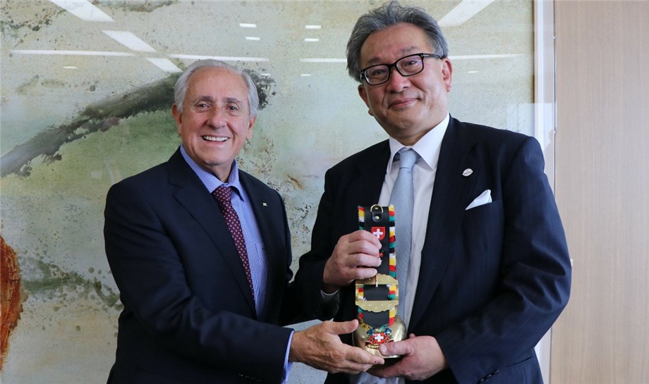 FIVB PRESIDENT OUTLINES VISION FOR TELEVISED VOLLEYBALL IN JAPAN TO FUJI TV