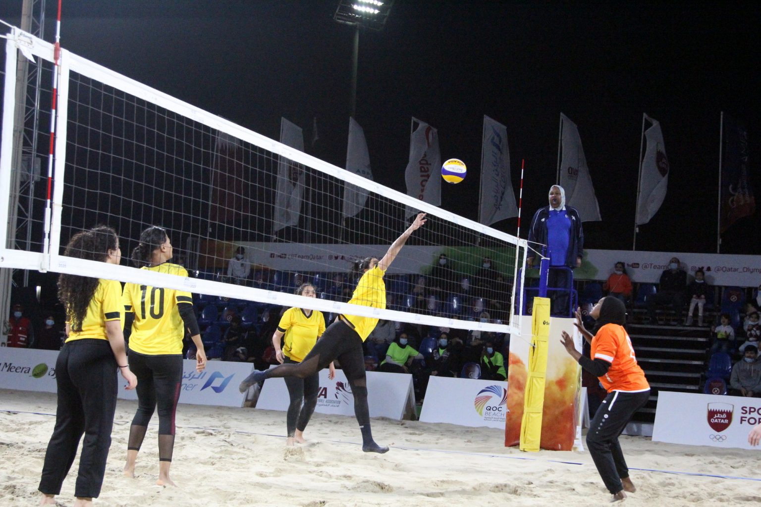 WOMEN’S BEACH VOLLEYBALL EVENT THRILLS FANS AT INAUGURAL QOC BEACH GAMES