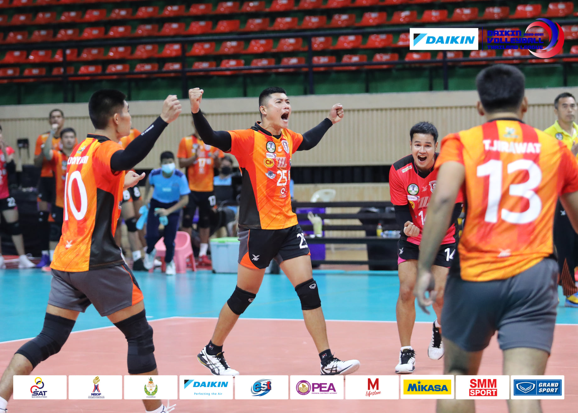 TITLE-HOLDERS NAKHON RATCHASIMA, SUPREME OFF TO WINNING STARTS IN THAILAND VOLLEYBALL LEAGUE