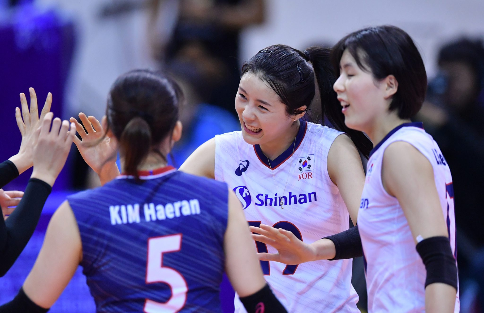 LEE TWINS FOLLOW IN OLYMPIAN MOTHER’S FOOTSTEPS Asian Volleyball Confederation