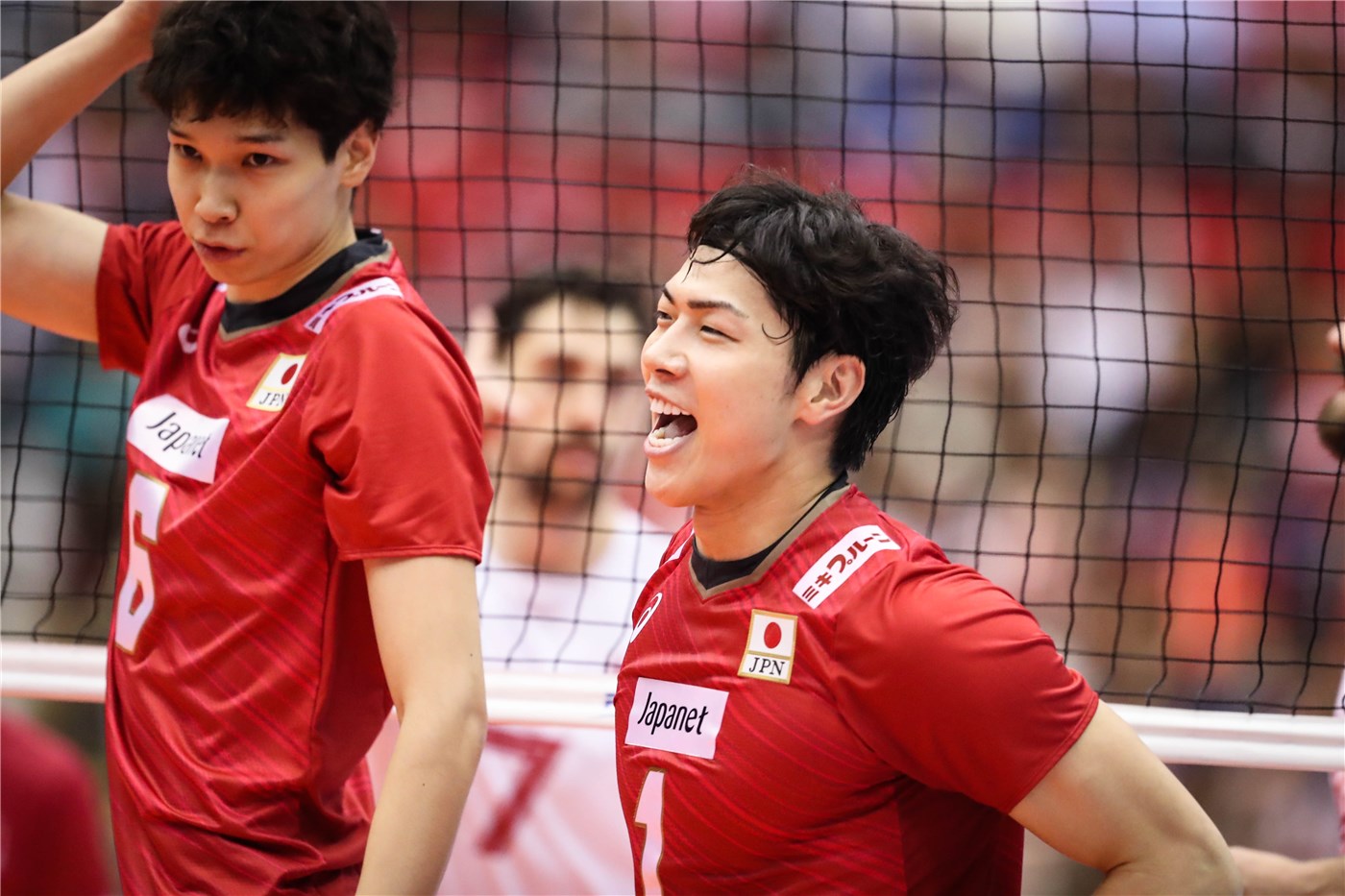 Haikyuu levantou a bola para o Japão cortar