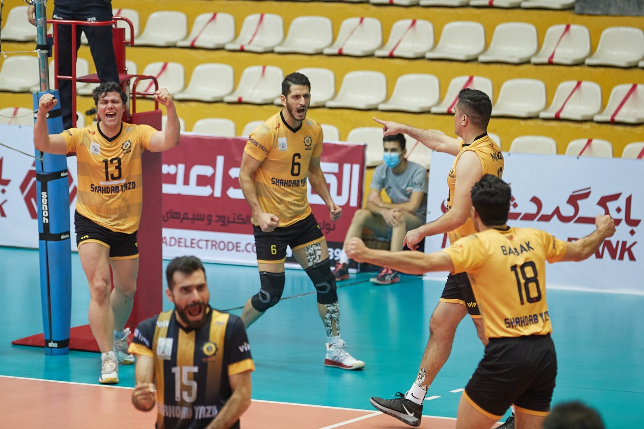 ISNA - Sepahan, Saipa win their matches