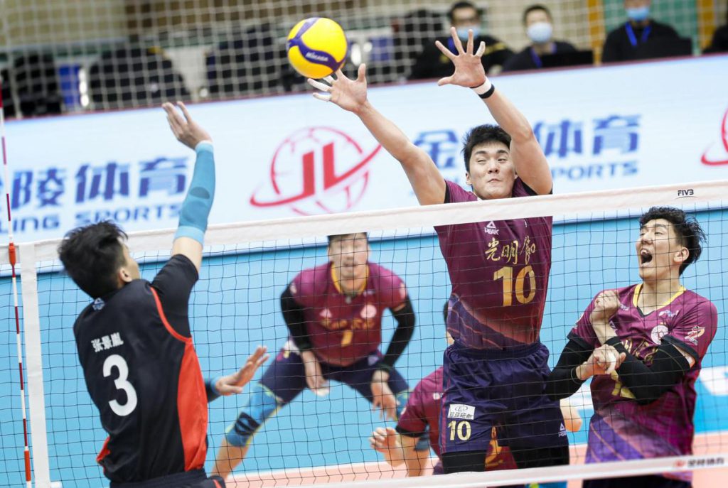 DEFENDING CHAMPS SHANGHAI EDGE ZHEJIANG IN CHINESE MEN'S VOLLEYBALL ...