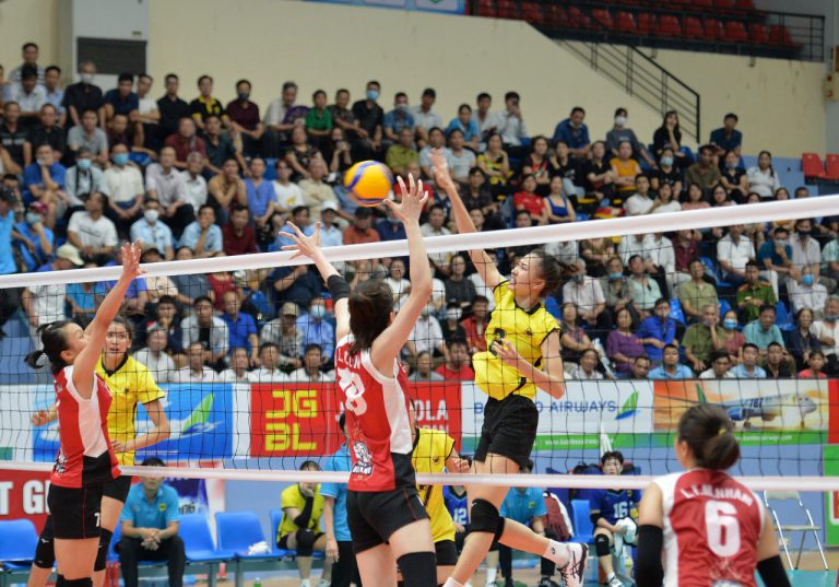 VIETNAM KICKS OFF NATIONAL MEN'S AND WOMEN'S VOLLEYBALL CHAMPIONSHIPS