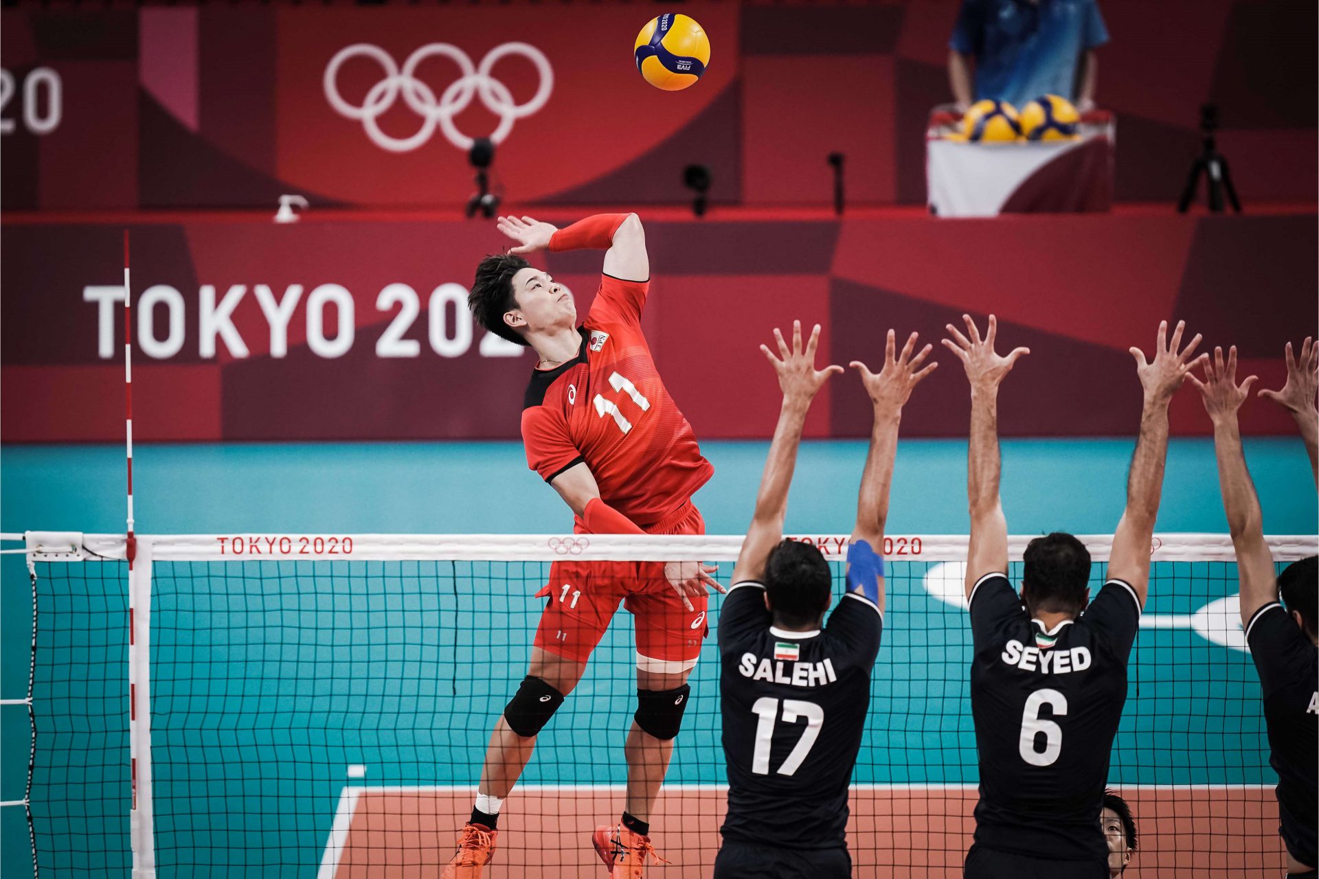NISHIDA, ISHIKAWA, RAN POWER CLASSY JAPAN TO EPIC WIN AGAINST IRAN AND QUARTERFINALS IN TOKYO
