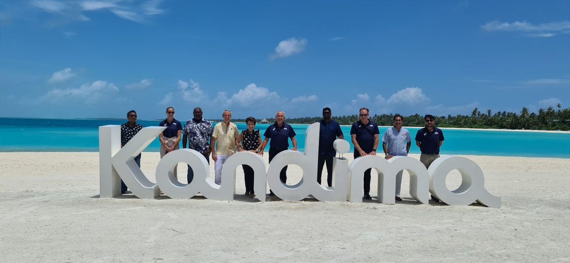 FIVB PRESIDENT VISITS KANDIMA MALDIVES TO EXPLORE PRO TOUR HOSTING POTENTIAL