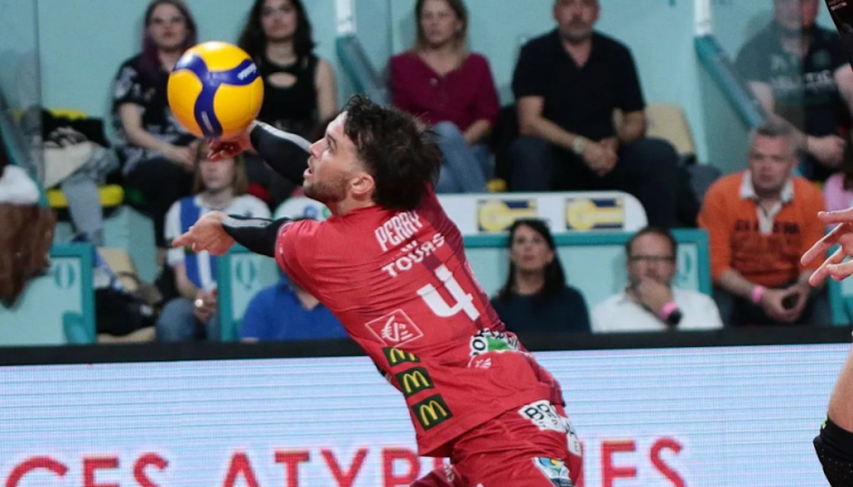 VOLLEYROOS’ LUKE PERRY EYES FRENCH NATIONAL TITLE TO CAP OUTSTANDING SEASON IN EUROPE