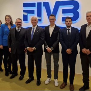 FIVB TECHNICAL AND COACHING COMMISSION BRINGS TOP INTERNATIONAL COACHES TOGETHER