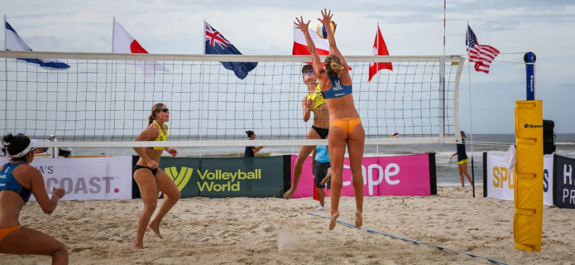 VOLLEYBALL WORLD BEACH PRO TOUR GETS UNDERWAY AS VOLLEYSLAM CONTINUES ON GOLD COAST