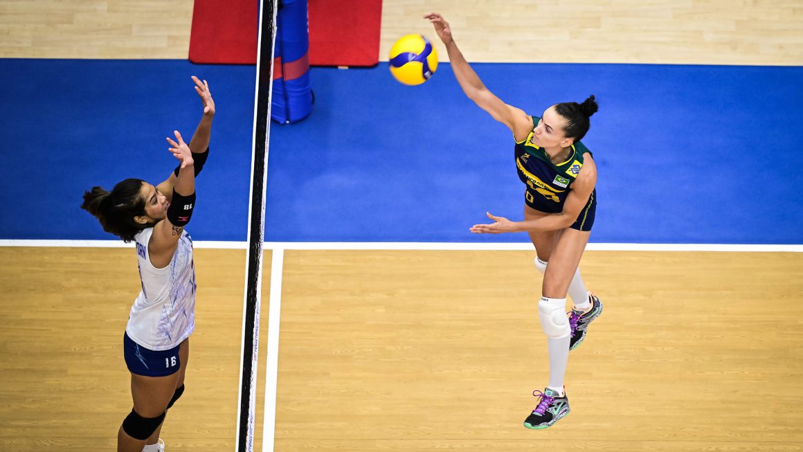 BRAZIL BOUNCE BACK AND WILL FACE CHINA IN QUARTERFINALS