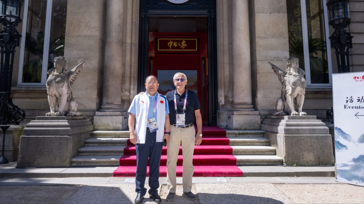 FIVB PRESIDENT MEETS CHINESE OLYMPIC COMMITTEE AND VOLLEYBALL ASSOCIATION IN PARIS