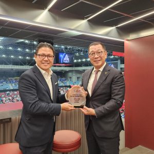 AVC PRESIDENT MEETS WITH TWO LEADERS OF JAPANESE VOLLEYBALL