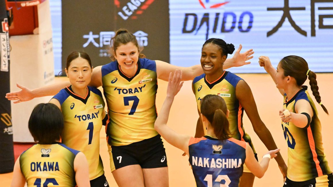 NWAKALOR HAMMERS 90 (!) POINTS IN EIGHT SETS IN JAPAN