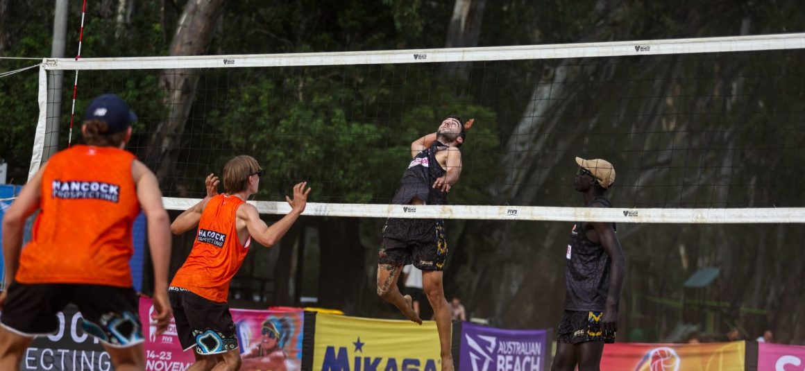 WOMEN AND MEN IN BLACK BACKING THEIR FORM IN COBRAM