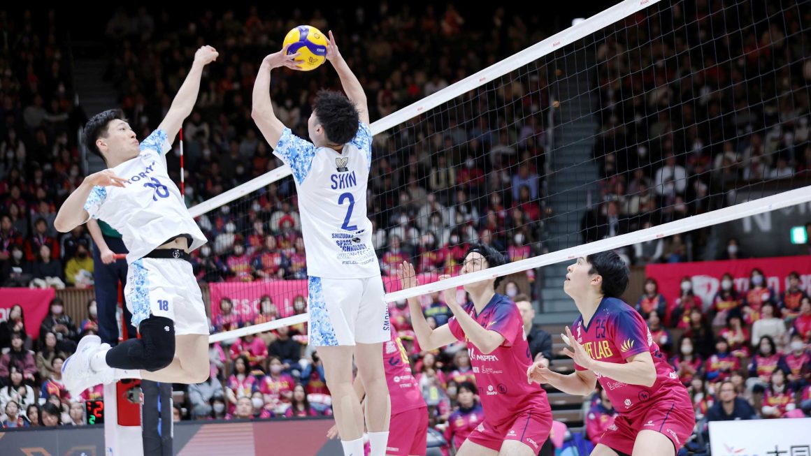 TORAY AND VOREAS STUN OPPONENTS, TOKYO AND NAGANO STRIKE BACK