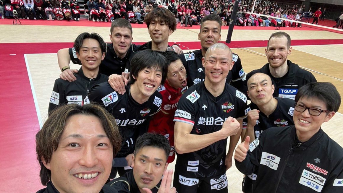 NAGOYA BEAT SUNTORY TWICE TO OVERTAKE THEM IN SECOND; VOREAS STUN AICHI