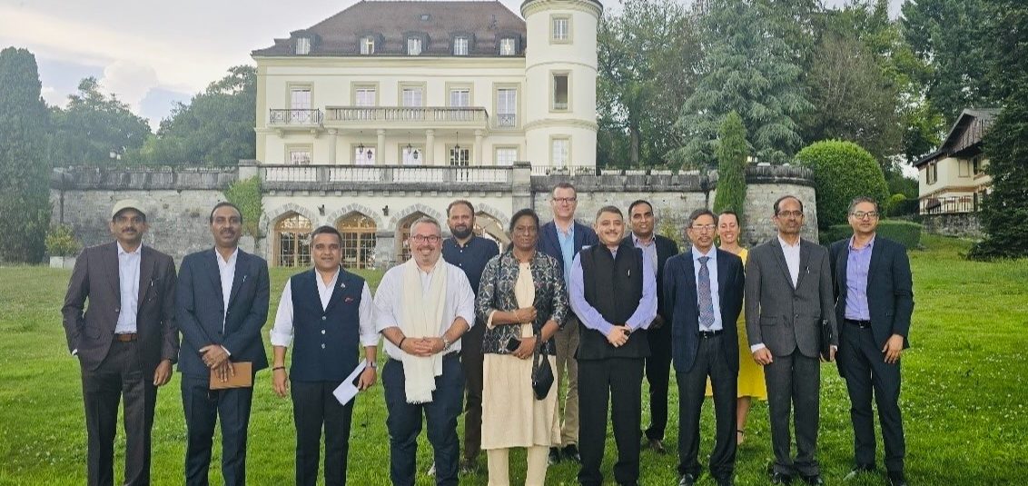 FIVB WELCOME DELEGATION FROM INDIA TO VOLLEYBALL HOUSE  