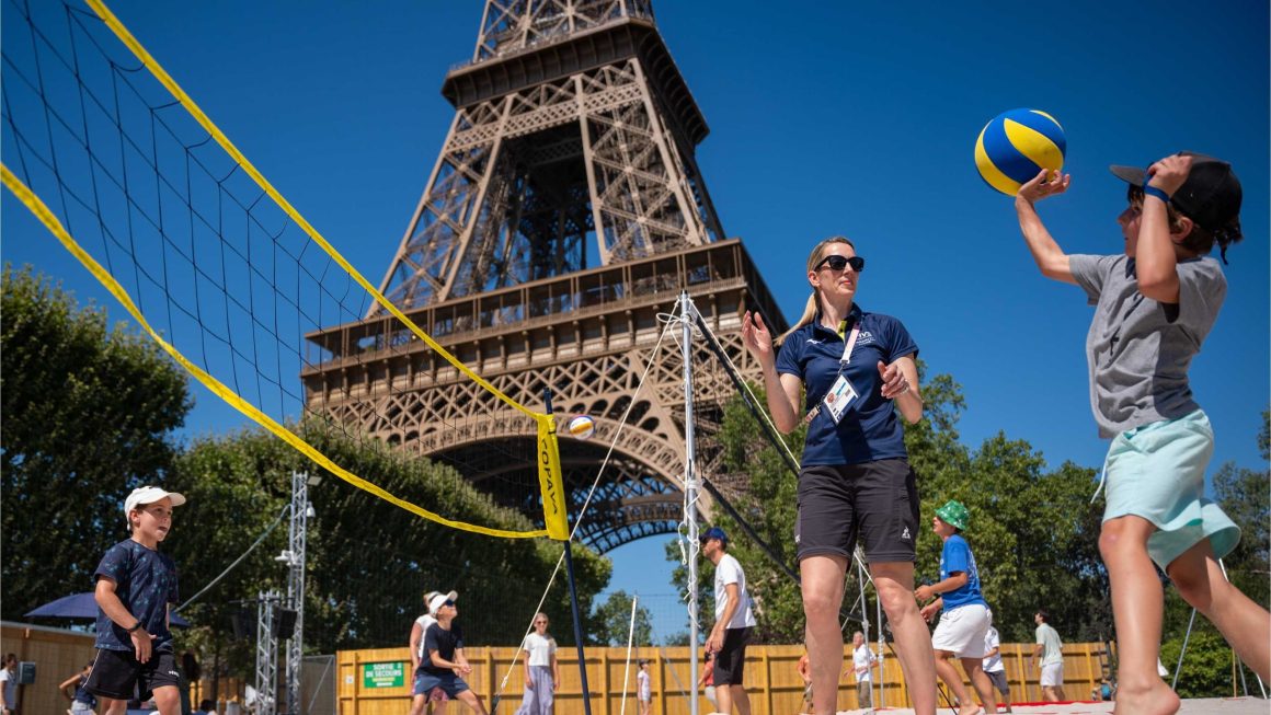 FIVB FRIENDS EMPOWER THEIR COMMUNITIES ON WORLD VOLLEYBALL DAY