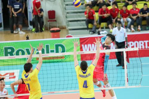 CHN V KAZ (39)